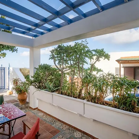 Apartment View Sissi (Crete)